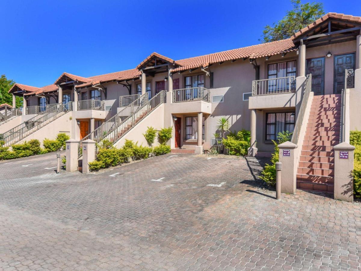Mercure Hotel Nelspruit Mbombela Esterno foto