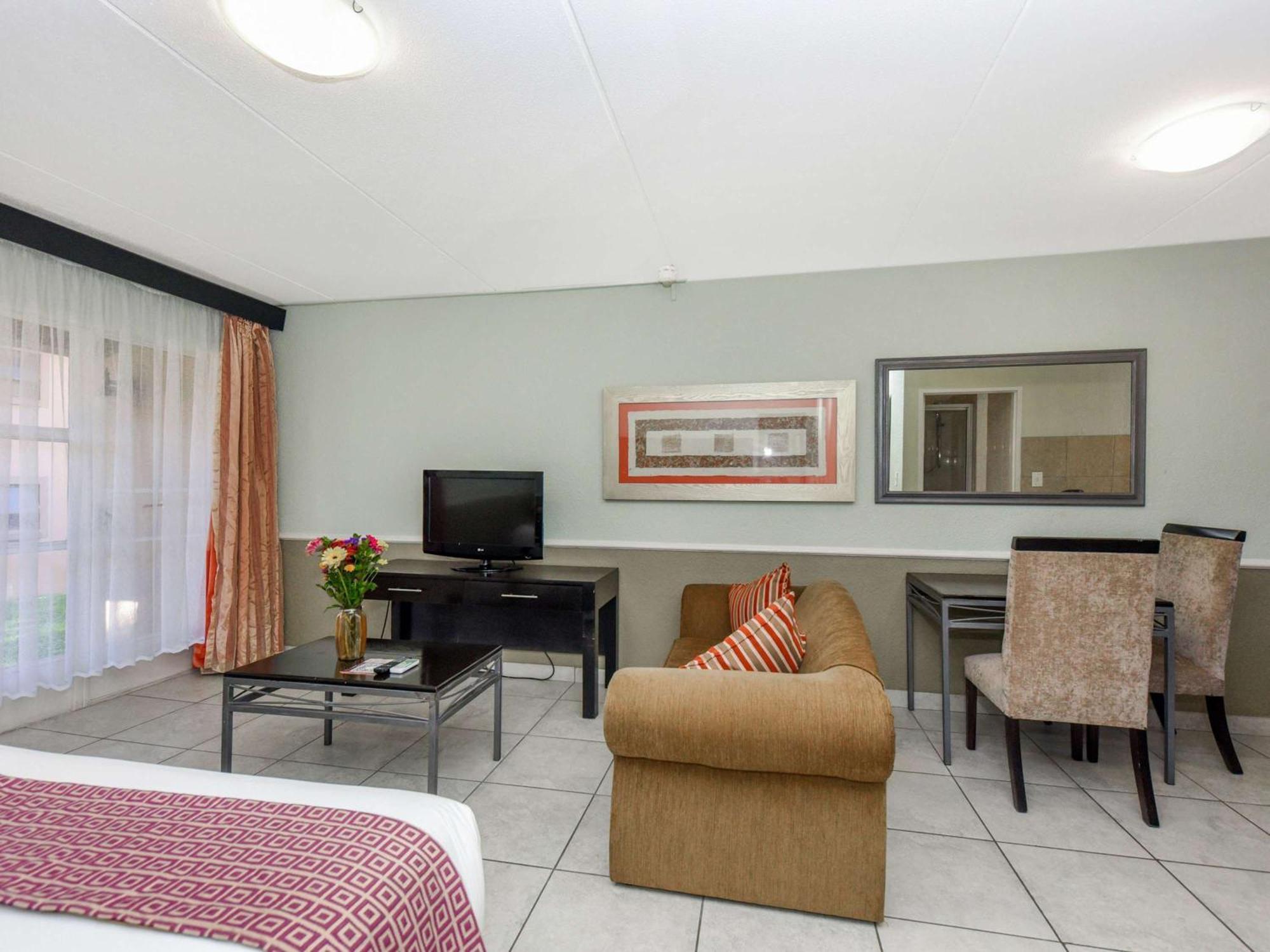 Mercure Hotel Nelspruit Mbombela Esterno foto